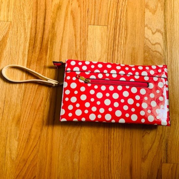**HP 2Xs** NWOT beautiful pink/white polka dot purse/wristlet - Picture 3 of 14